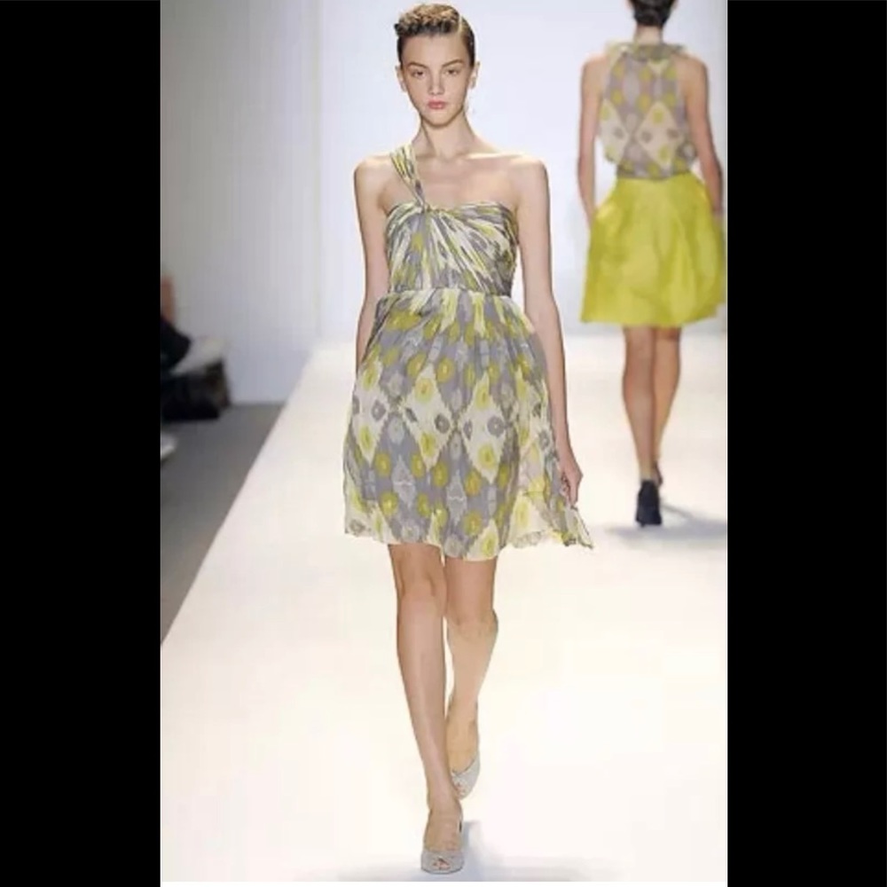 NWT LELA ROSE Grey Floral Runway Dress Size 6